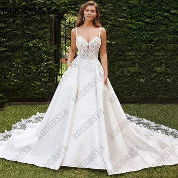 RODDRSYA Очаровательное свадебное платье с кружевными аппликациями на бретельках, с открытой спиной, для невесты, без рукавов, с V-образным вырезом, Vestido Novia, сшитое на заказ Изображение