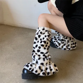 Высококачественные женские носки с рисунком коровы в стиле харадзюку и зеброй, сохраняющие тепло и демонстрирующие тонкие ноги, в японском стиле, стопки женских носков Изображение