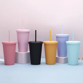 Двухслойная пластиковая соломенная чашка карамельного цвета, кофейная чашка, Пластиковая матовая Удобная чашка для воды, которую легко носить с собой, соломенный чайник, спортивная бутылка Изображение