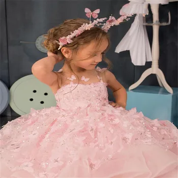 Розовое пышное платье с аппликацией без рукавов для девочки в цветочек, красивое платье принцессы, детская одежда с бабочками для первого причастия Изображение
